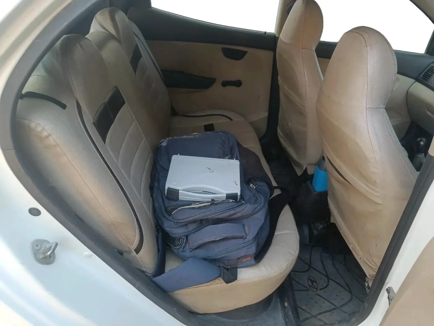 2015 Hyundai Eon ERA +, CNG, Manual, 1,97,920 km, interior