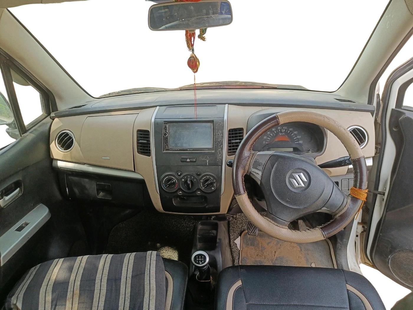 2018 Maruti Wagon R 1.0 LXI CNG, CNG, Manual, 1,56,500 km, interior