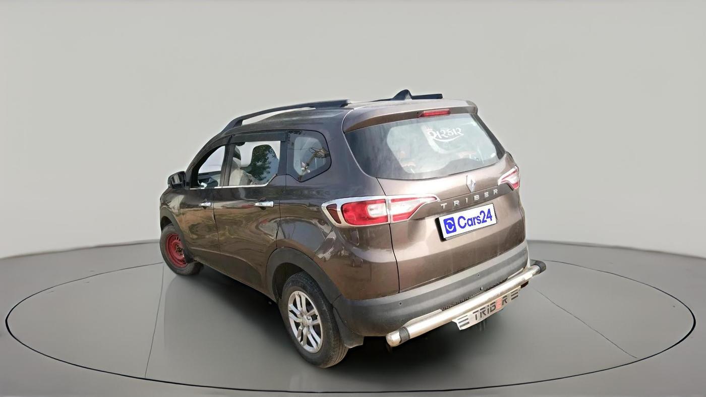 2022 Renault TRIBER RXT, Petrol, Manual, 60,093 km, exterior