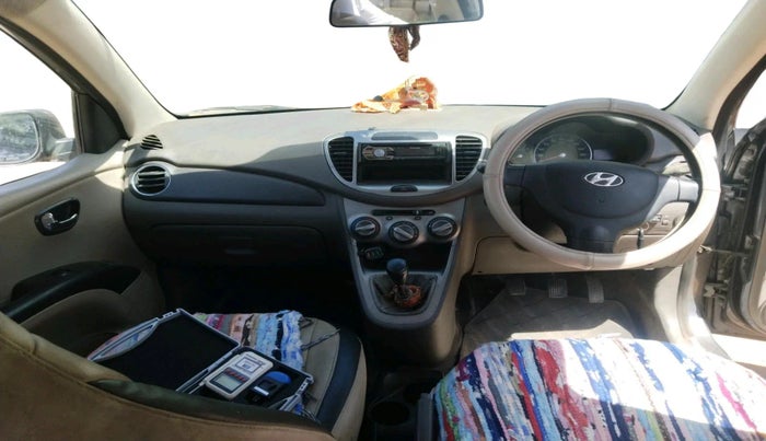 2013 Hyundai i10 MAGNA 1.1, CNG, Manual, 87,205 km, interior