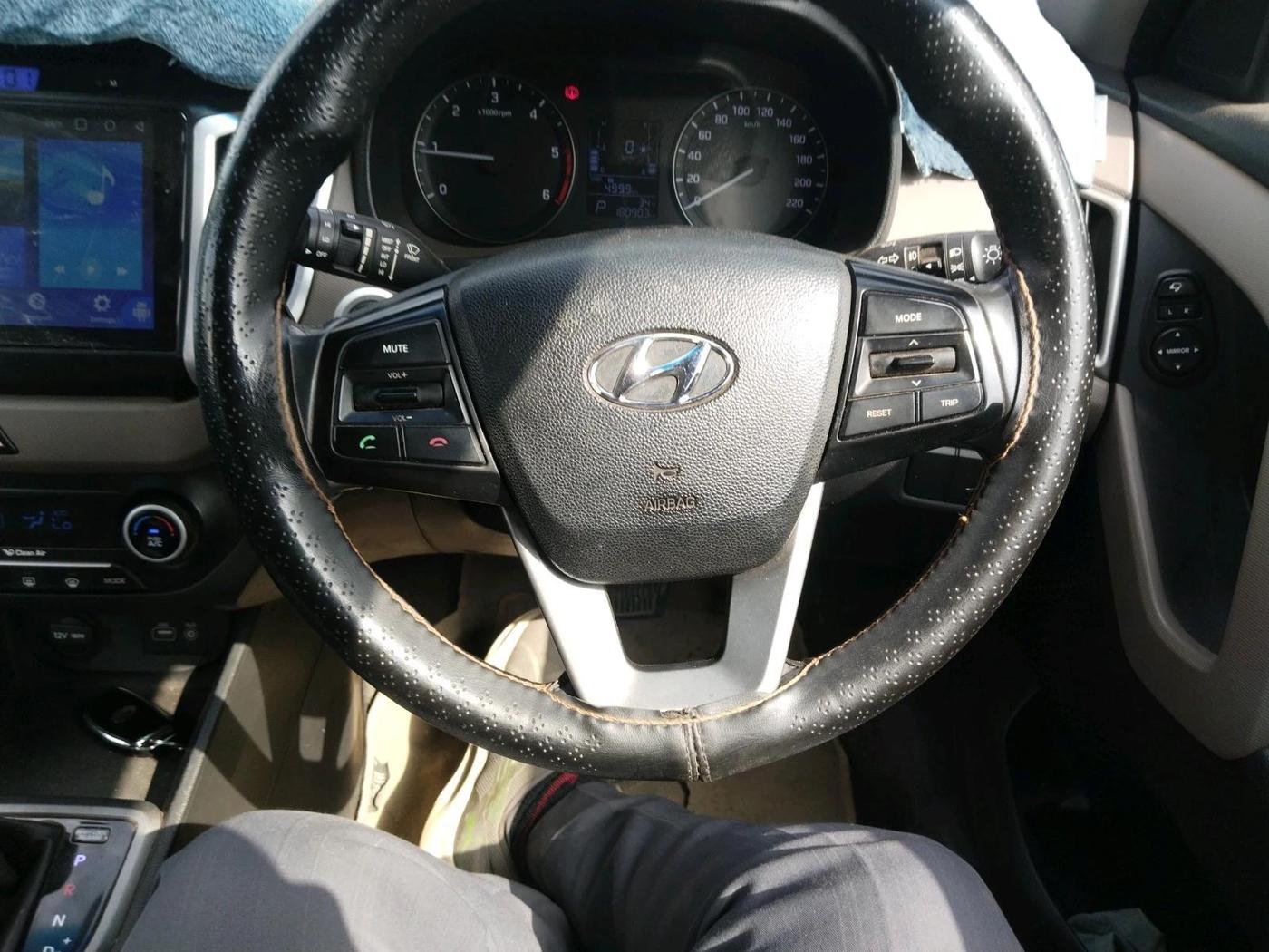 2016 Hyundai Creta SX PLUS AT 1.6 DIESEL, Diesel, Automatic, 1,80,903 km, interior