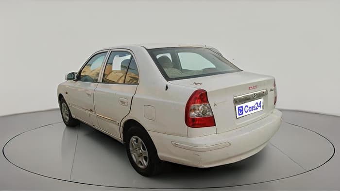 2011 Hyundai Accent GLE, CNG, Manual, 1,58,037 km, exterior
