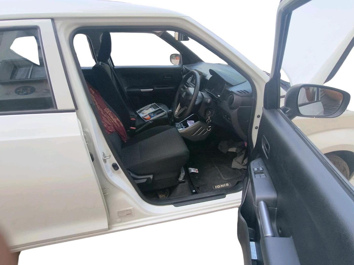 2025 Maruti IGNIS SIGMA 1.2, Petrol, Manual, 18,000 km, interior