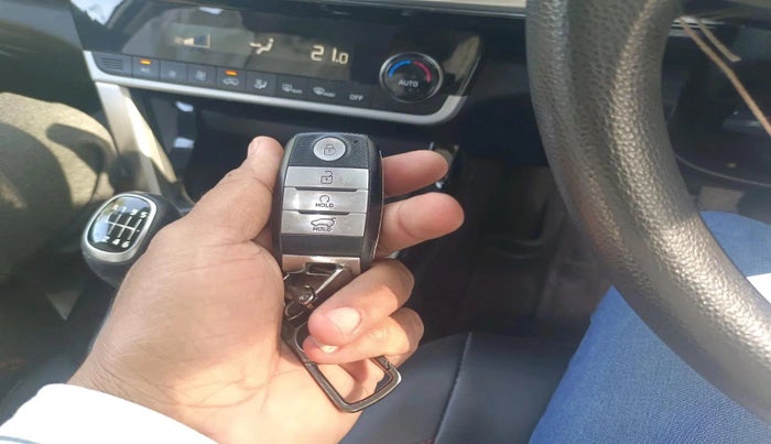 2021 KIA SELTOS HTK PLUS 1.5 IMT, Petrol, Manual, 34,401 km, interior