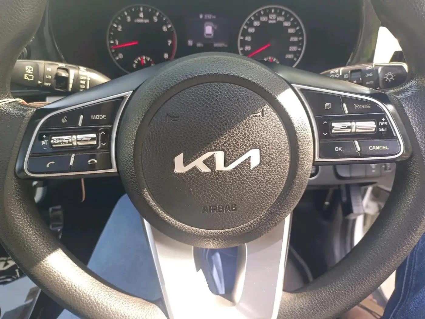 2021 KIA SELTOS HTK PLUS 1.5 IMT, Petrol, Manual, 34,401 km, interior