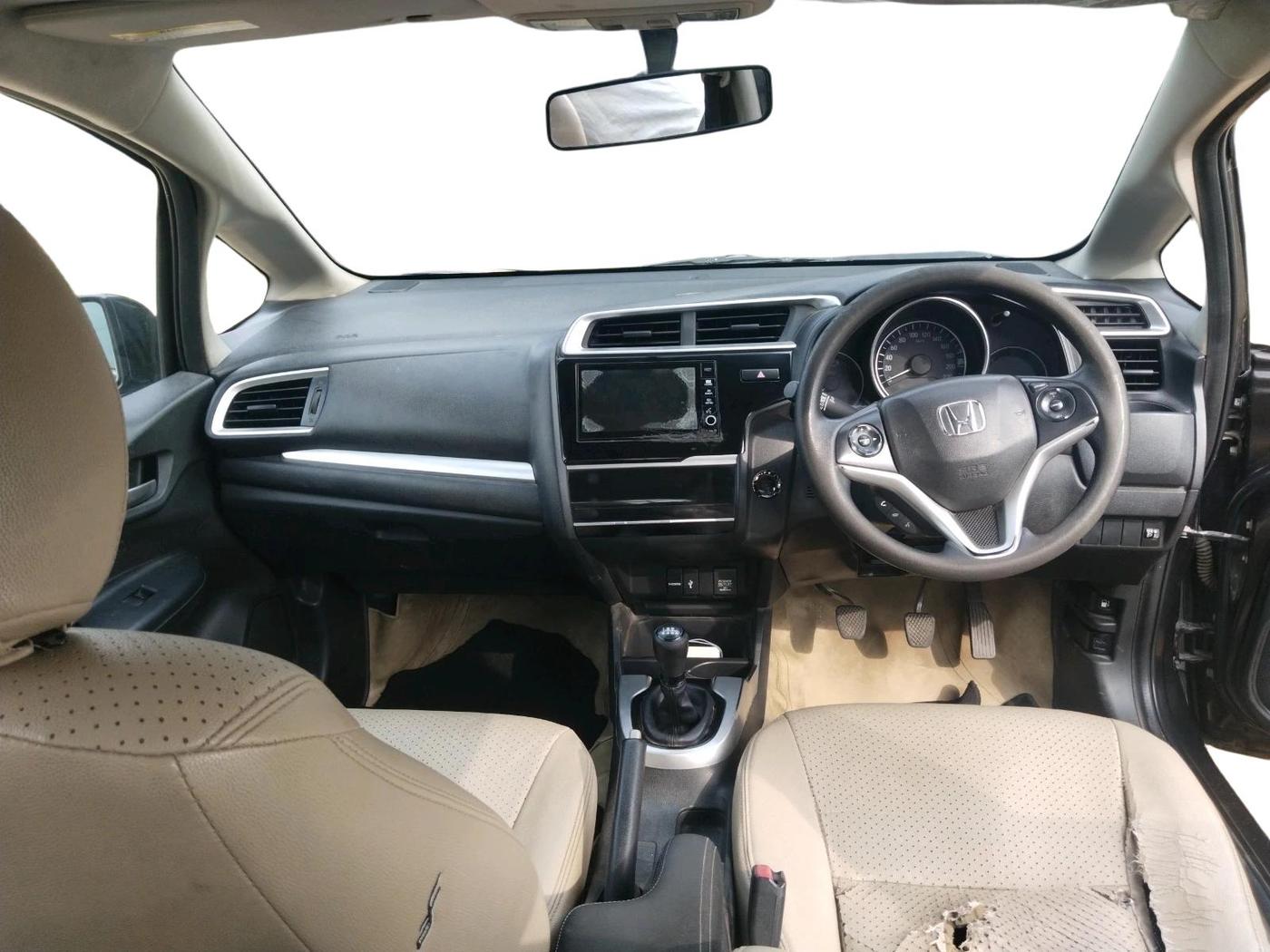 2017 Honda WR-V 1.5L I-DTEC VX MT, Diesel, Manual, 52,627 km, interior