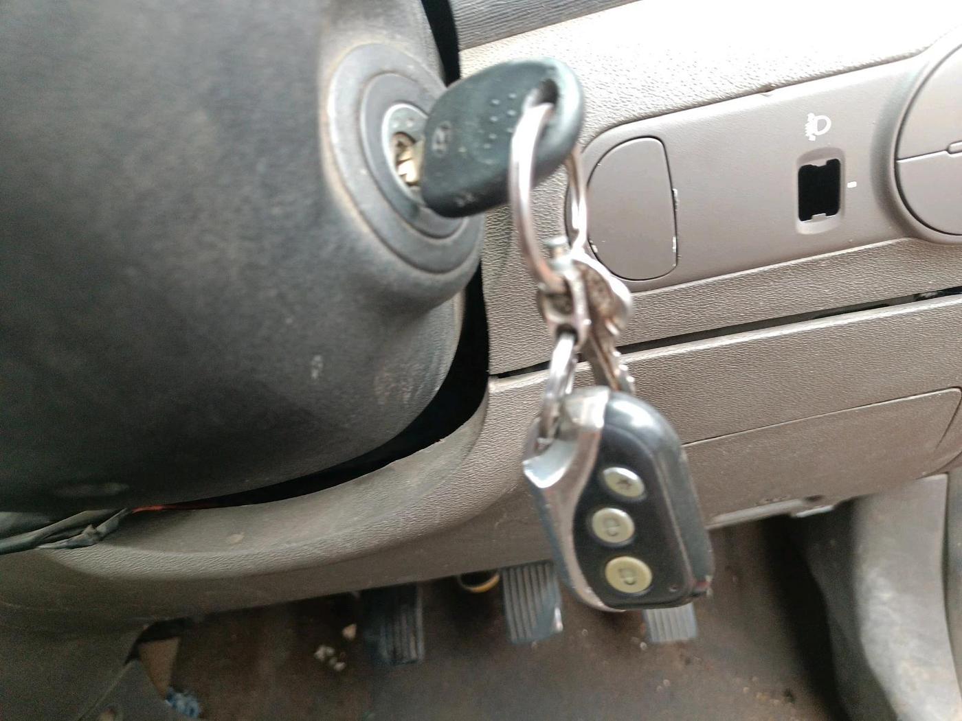 2011 Hyundai i10 MAGNA 1.1, CNG, Manual, 2,05,931 km, interior