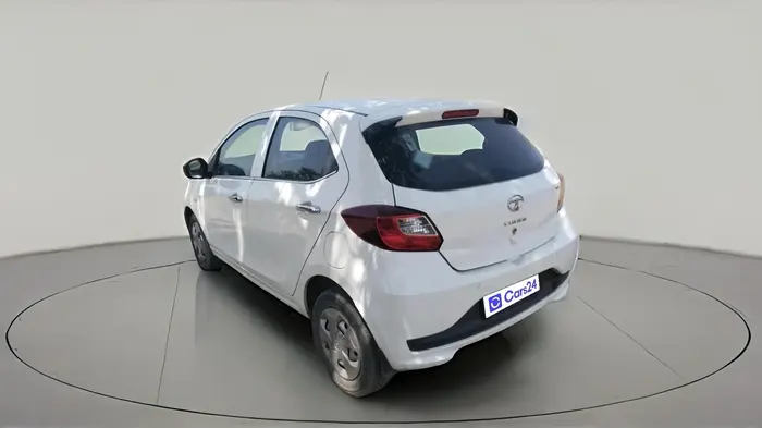 2023 Tata Tiago XE CNG, CNG, Manual, 56,699 km, exterior