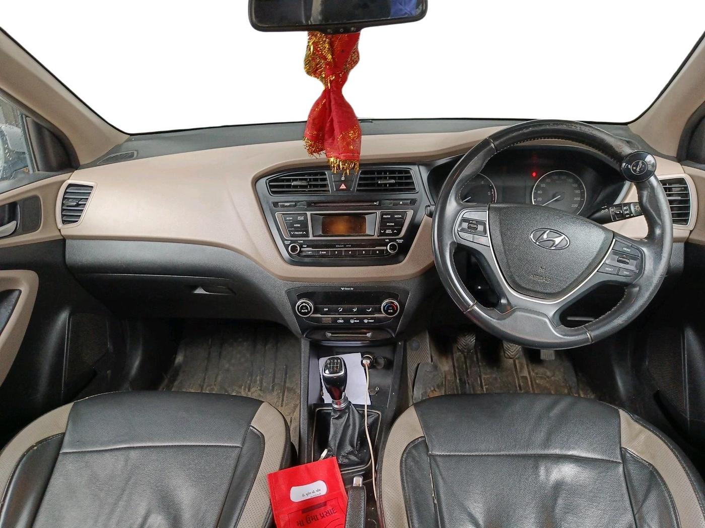 2014 Hyundai Elite i20 SPORTZ 1.4 CRDI, Diesel, Manual, 1,28,565 km, interior