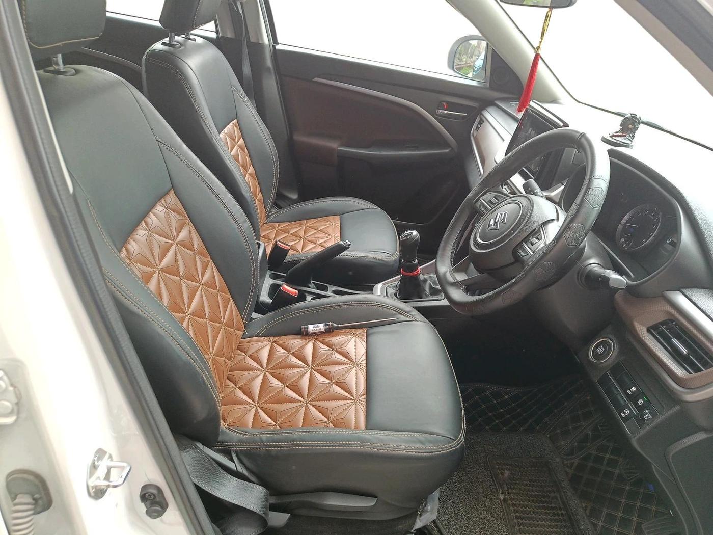 2022 Maruti BREZZA ZXI SMART HYBRID , Petrol, Manual, 28,596 km, interior