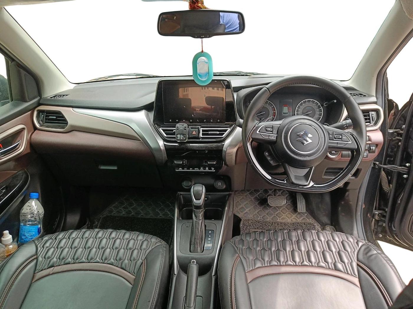 2025 Maruti FRONX ALPHA 1.0L TURBO 6 AT, Petrol, Automatic, 7,995 km, interior