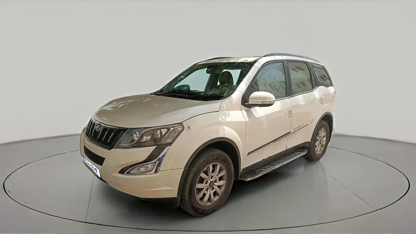 2015 Mahindra XUV500 W10, Diesel, Manual, 1,85,000 km, exterior
