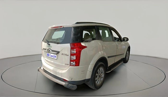 2015 Mahindra XUV500 W10, Diesel, Manual, 1,75,665 km, exterior