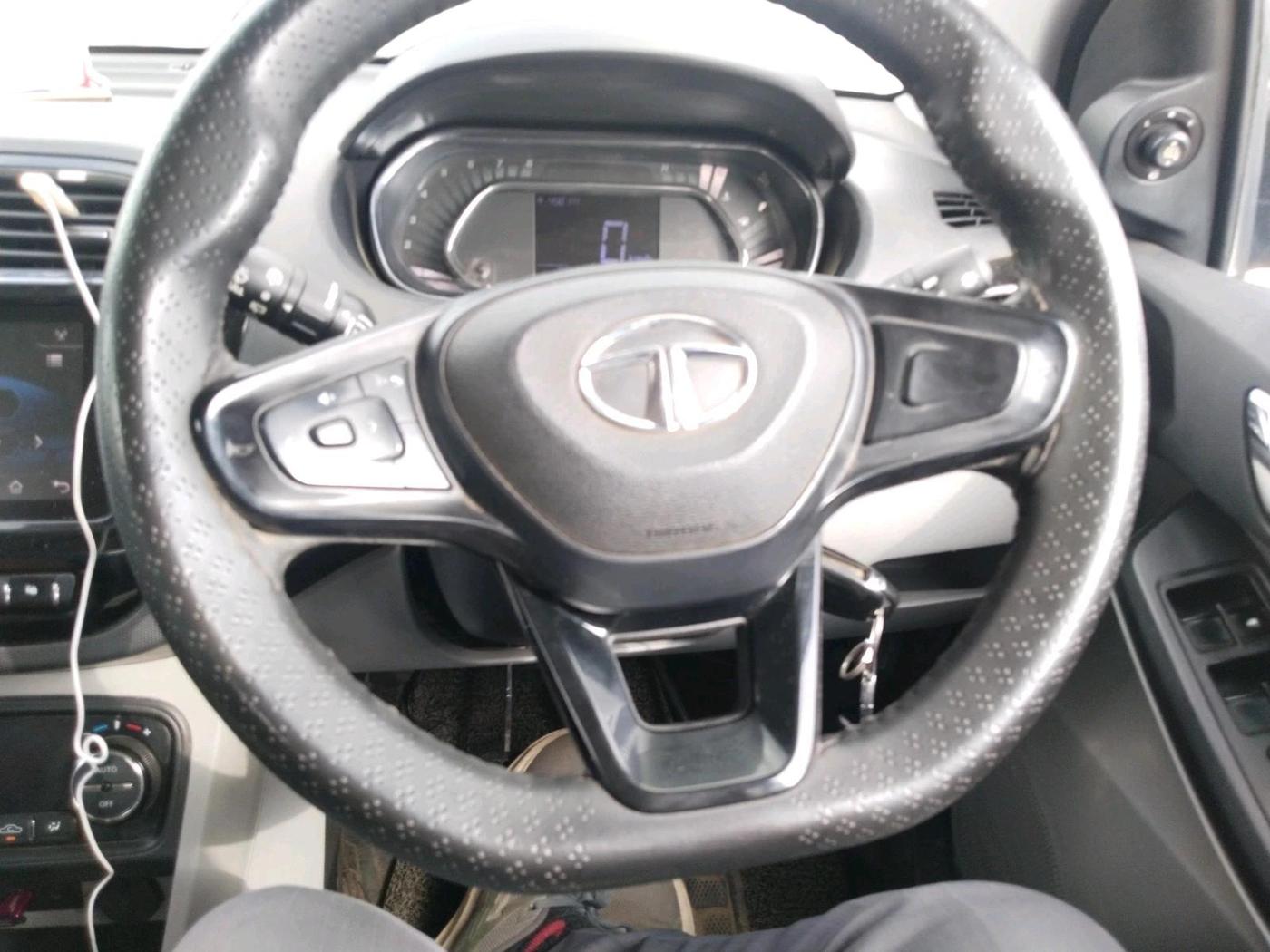 2020 Tata Tiago XZ PLUS PETROL, Petrol, Manual, 75,989 km, interior
