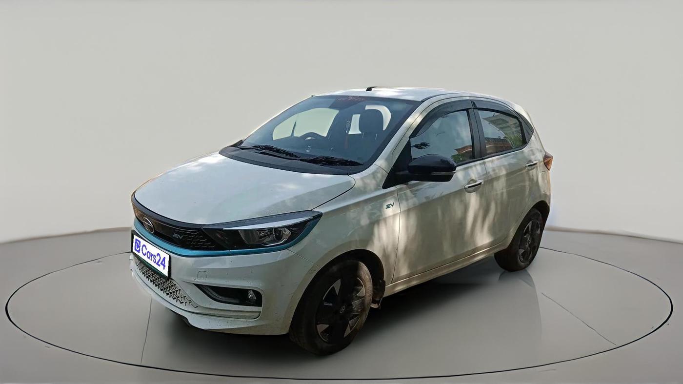 2023 Tata TIAGO EV XZ PLUS LONG RANGE FAST CHARGER, Electric, Automatic, 24,764 km, exterior