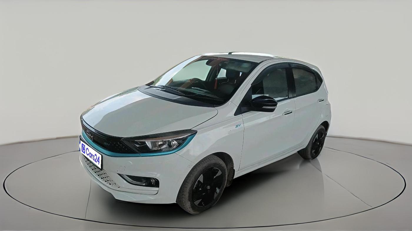 2023 Tata TIAGO EV XZ PLUS LONG RANGE, Electric, Automatic, 26,342 km, exterior