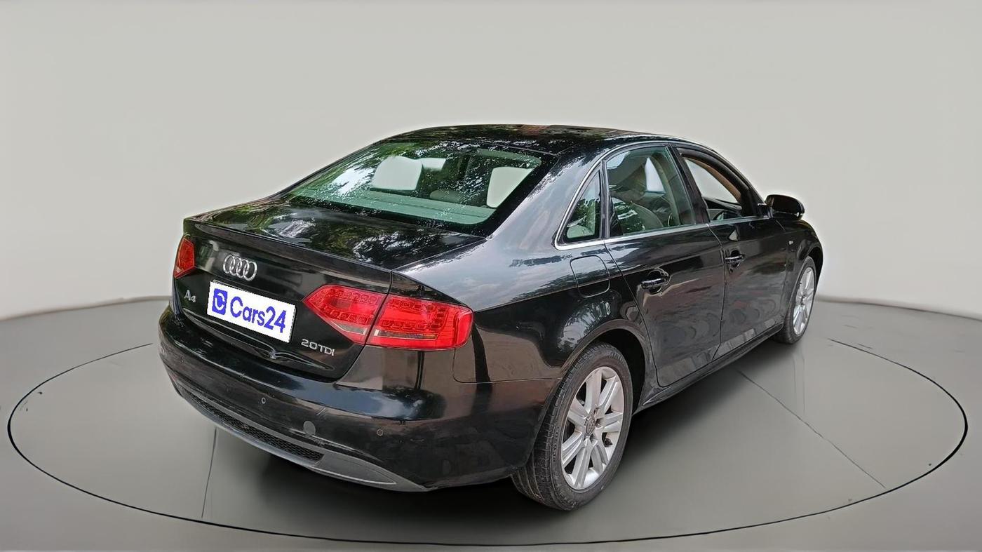 2011 Audi A4 2.0 TDI S LINE, Diesel, Automatic, 2,73,679 km, exterior