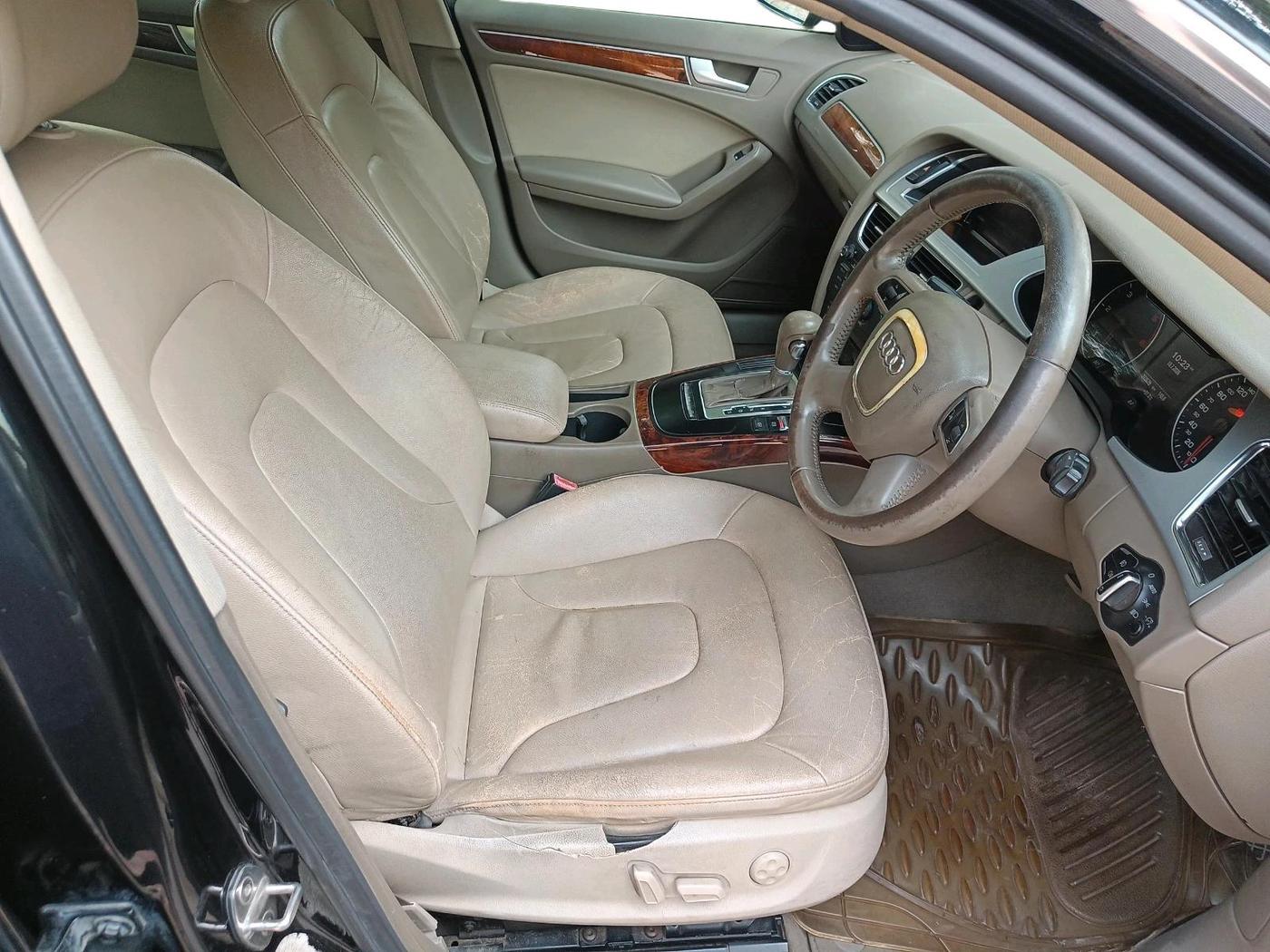 2011 Audi A4 2.0 TDI S LINE, Diesel, Automatic, 2,73,679 km, interior