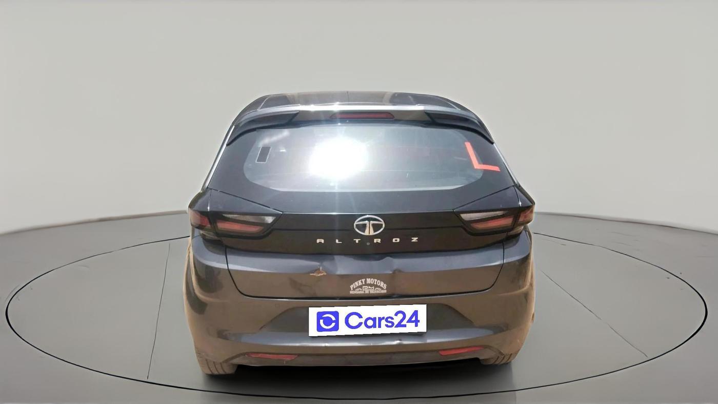 2022 Tata ALTROZ XT PETROL, CNG, Manual, 1,06,271 km, exterior