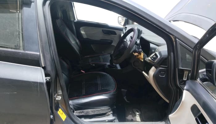 2022 Tata ALTROZ XT PETROL, CNG, Manual, 1,06,271 km, interior