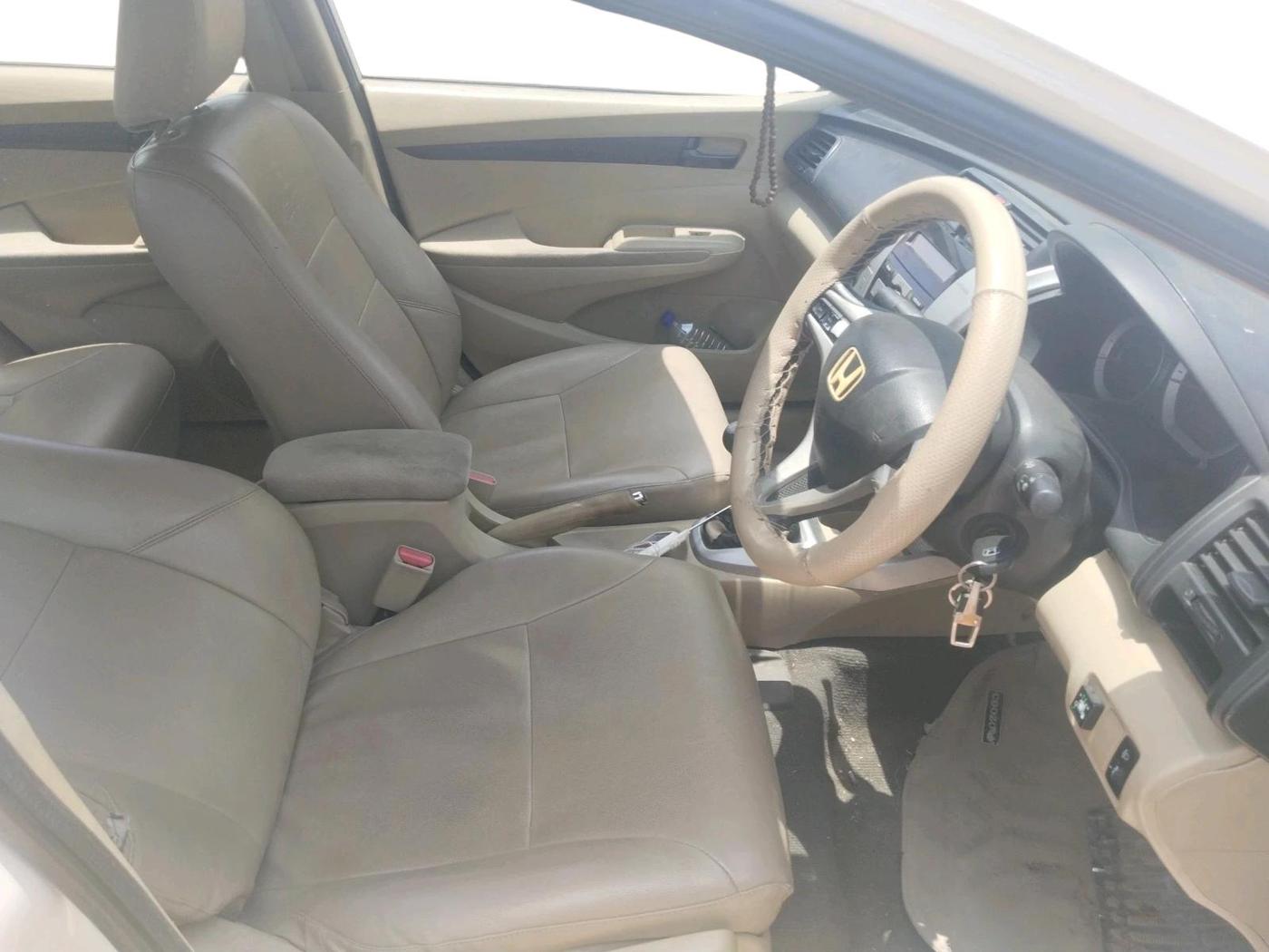 2011 Honda City 1.5L I-VTEC S MT, Petrol, Manual, 1,06,943 km, interior