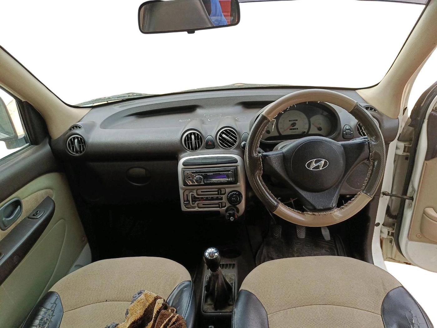 2012 Hyundai Santro Xing GL PLUS, CNG, Manual, 1,28,463 km, interior