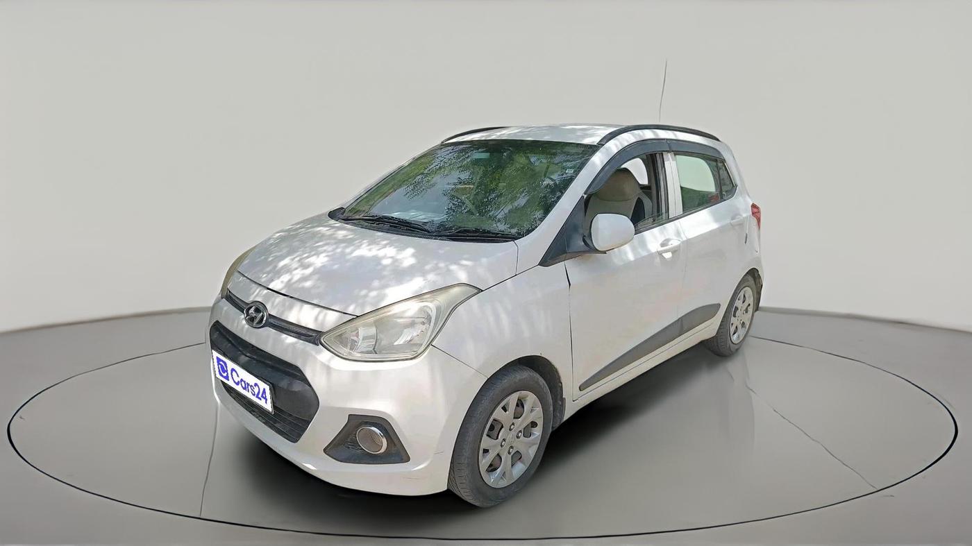 2015 Hyundai Grand i10 SPORTZ 1.2 KAPPA VTVT, CNG, Manual, 1,20,712 km, exterior