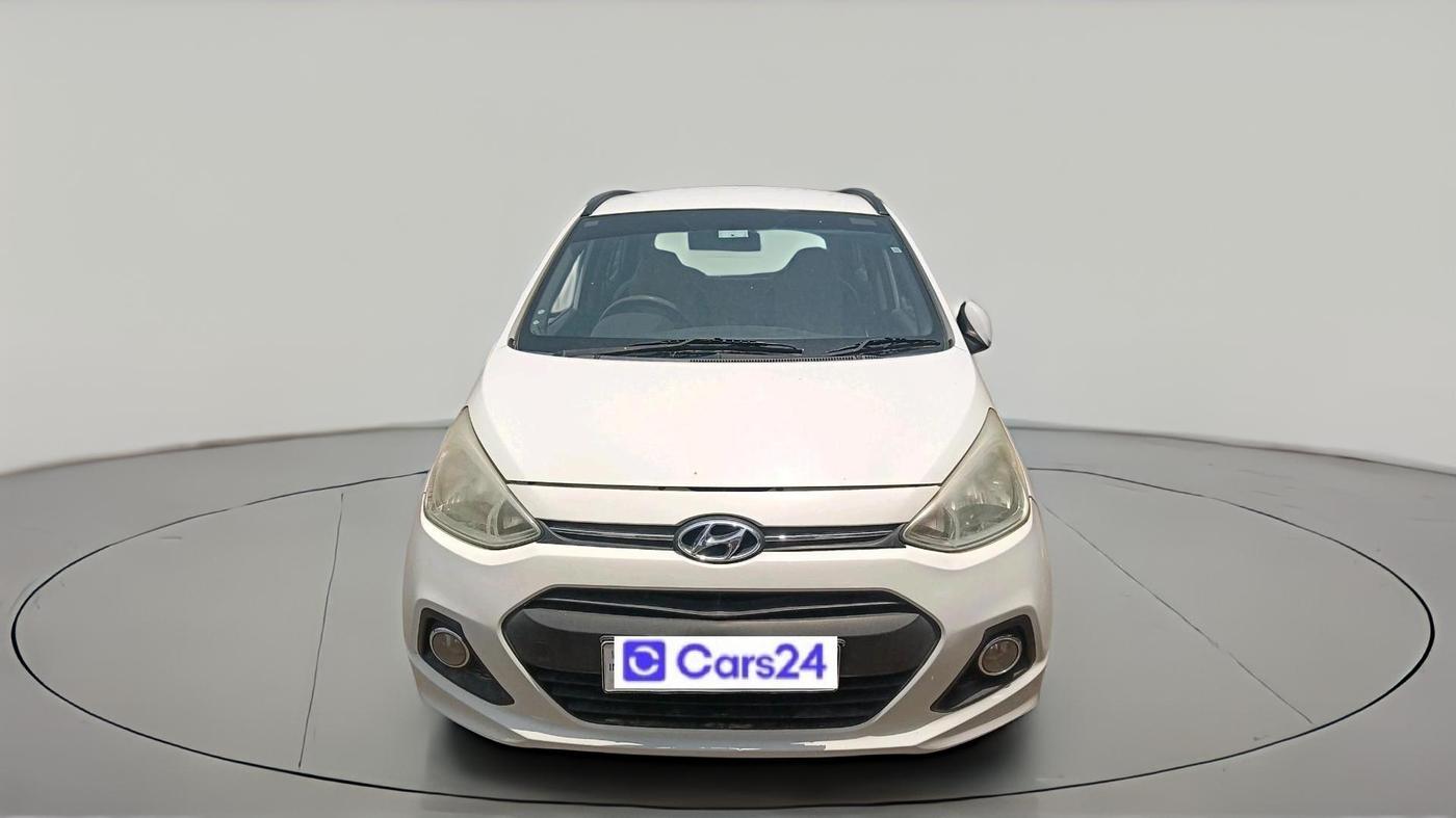 2015 Hyundai Grand i10 SPORTZ 1.2 KAPPA VTVT, CNG, Manual, 1,20,712 km, exterior