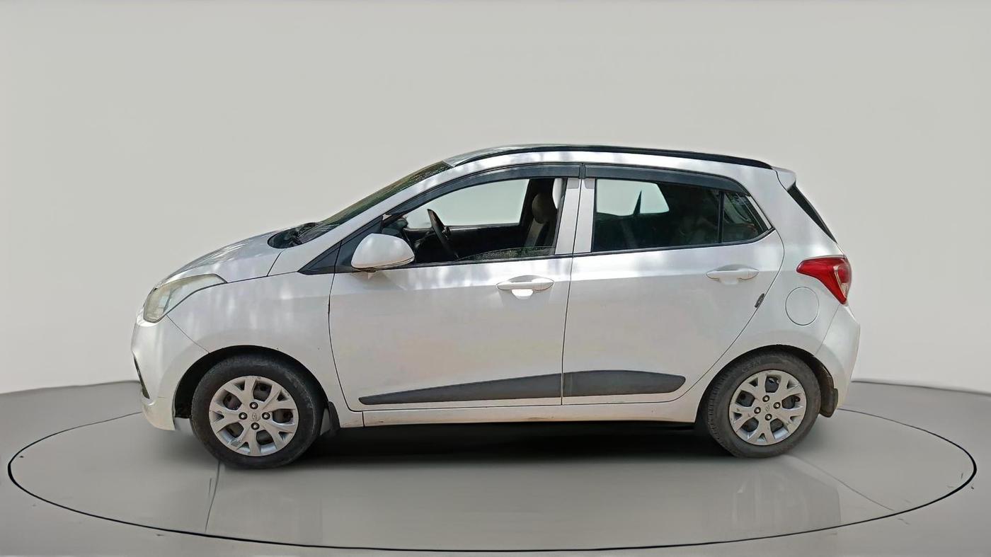 2015 Hyundai Grand i10 SPORTZ 1.2 KAPPA VTVT, CNG, Manual, 1,20,712 km, exterior