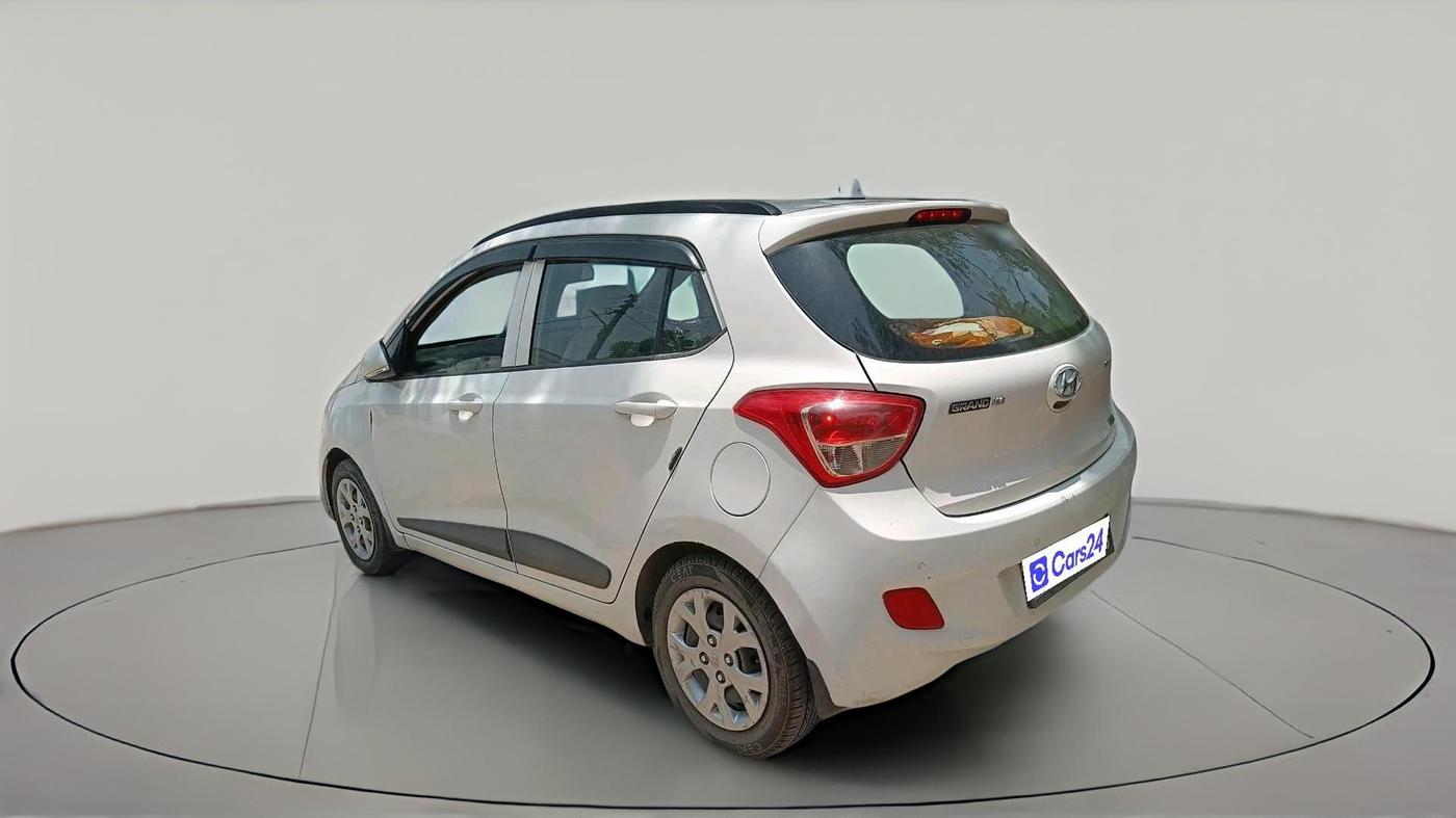 2015 Hyundai Grand i10 SPORTZ 1.2 KAPPA VTVT, CNG, Manual, 1,20,712 km, exterior
