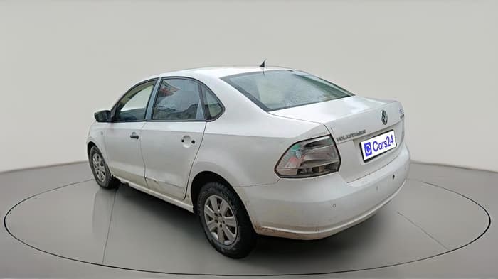 2011 Volkswagen Vento TRENDLINE DIESEL 1.6, Diesel, Manual, 1,41,950 km, exterior