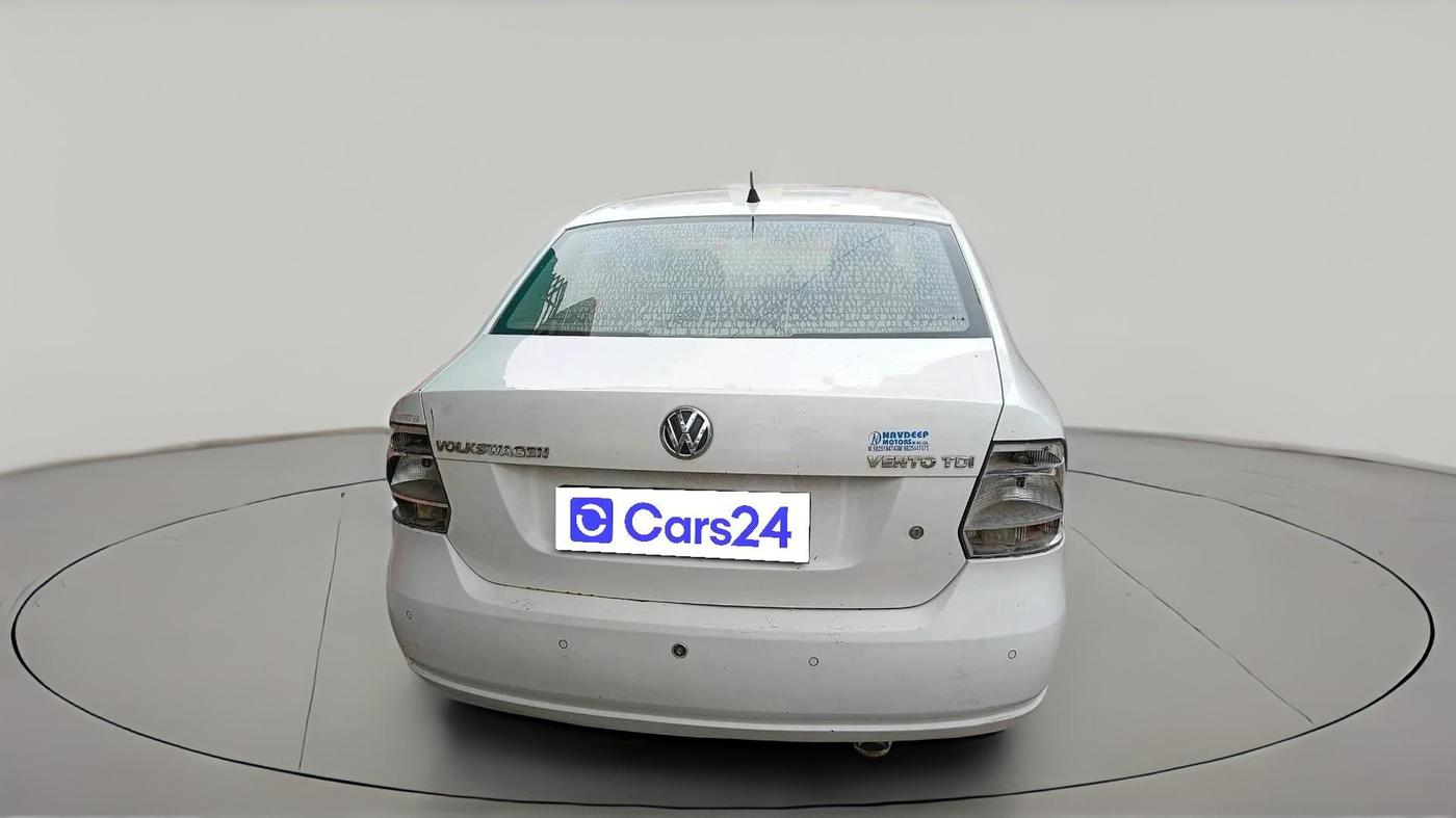 2011 Volkswagen Vento TRENDLINE DIESEL 1.6, Diesel, Manual, 1,41,950 km, exterior