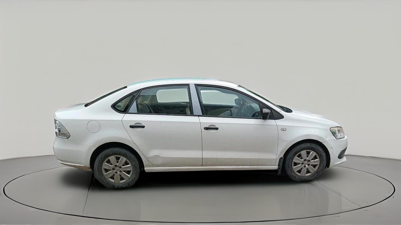 2011 Volkswagen Vento TRENDLINE DIESEL 1.6, Diesel, Manual, 1,41,950 km, exterior