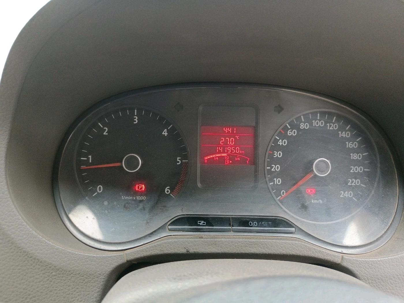 2011 Volkswagen Vento TRENDLINE DIESEL 1.6, Diesel, Manual, 1,41,950 km, interior