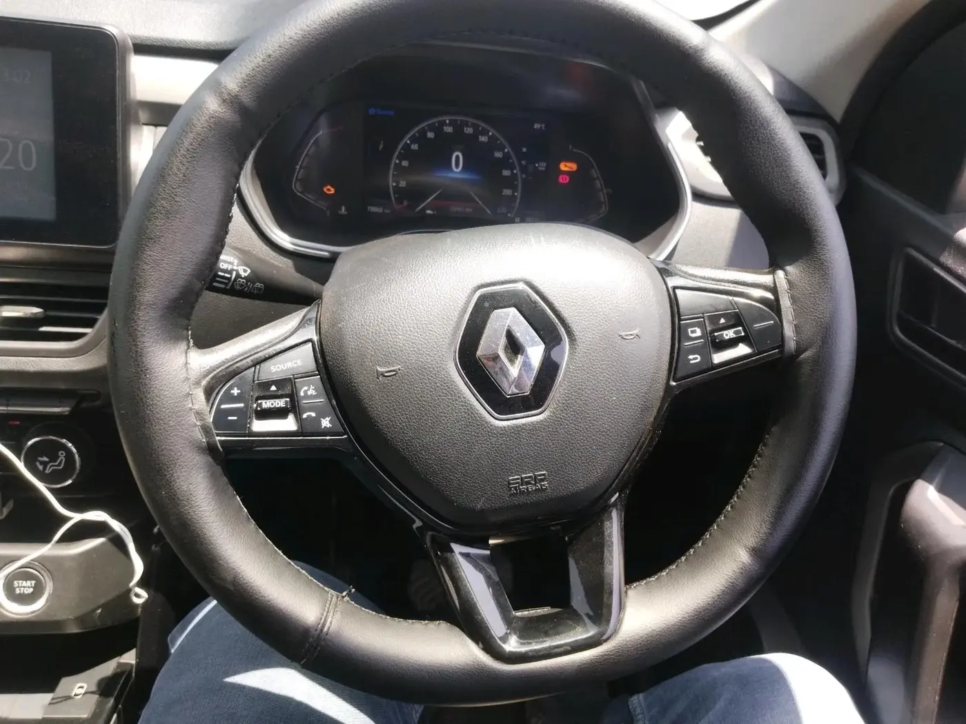 2021 Renault Kiger RXZ TURBO MT, Petrol, Manual, 78,868 km, interior