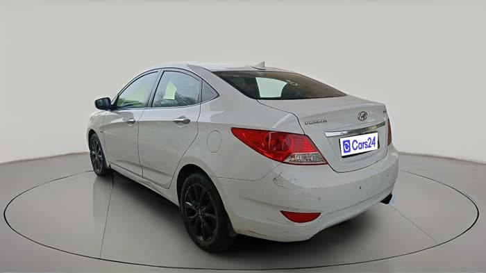 2014 Hyundai Verna FLUIDIC 1.6 CRDI SX OPT AT, Diesel, Automatic, 1,30,747 km, exterior