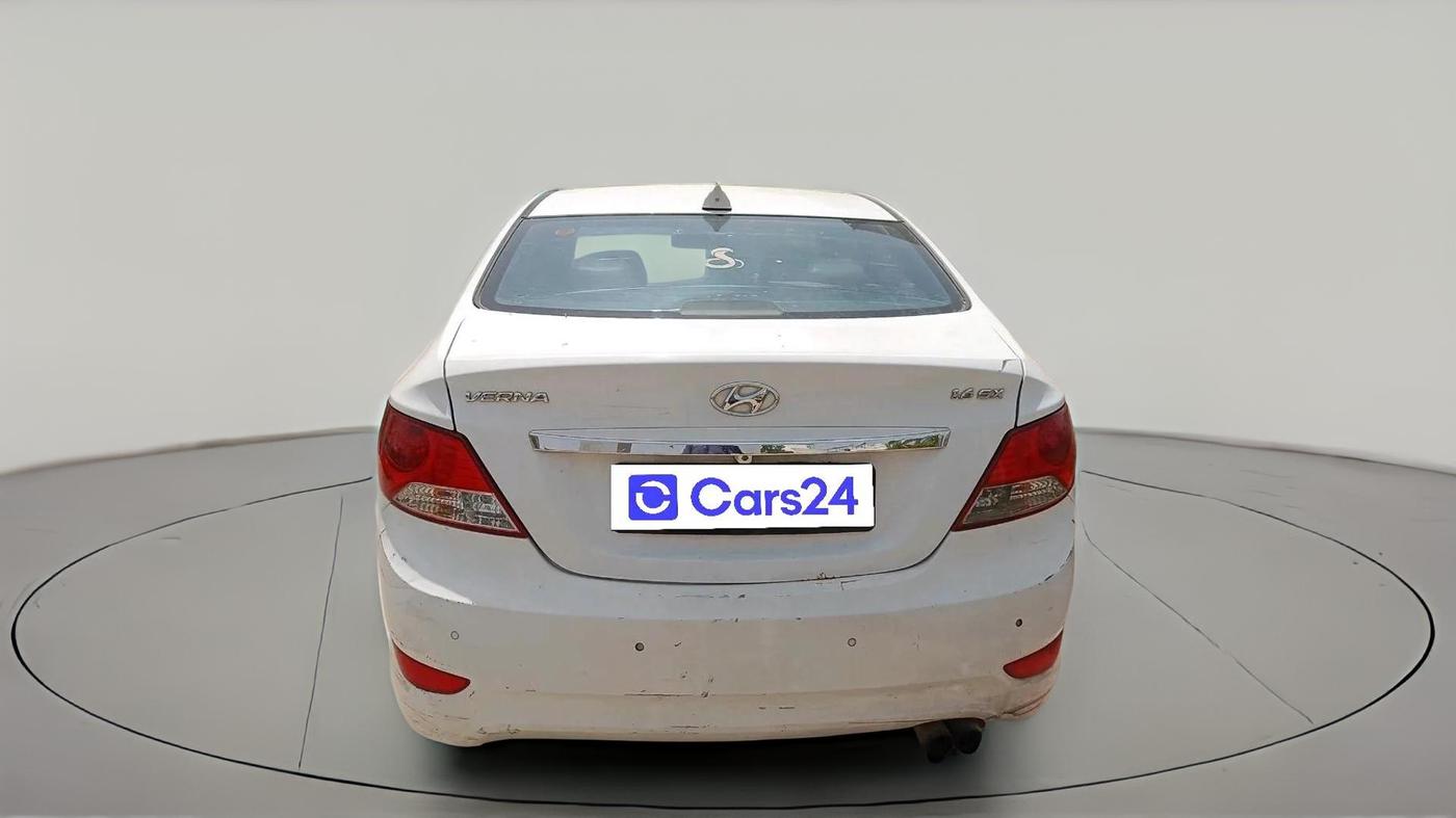 2014 Hyundai Verna FLUIDIC 1.6 CRDI SX OPT AT, Diesel, Automatic, 1,30,747 km, exterior