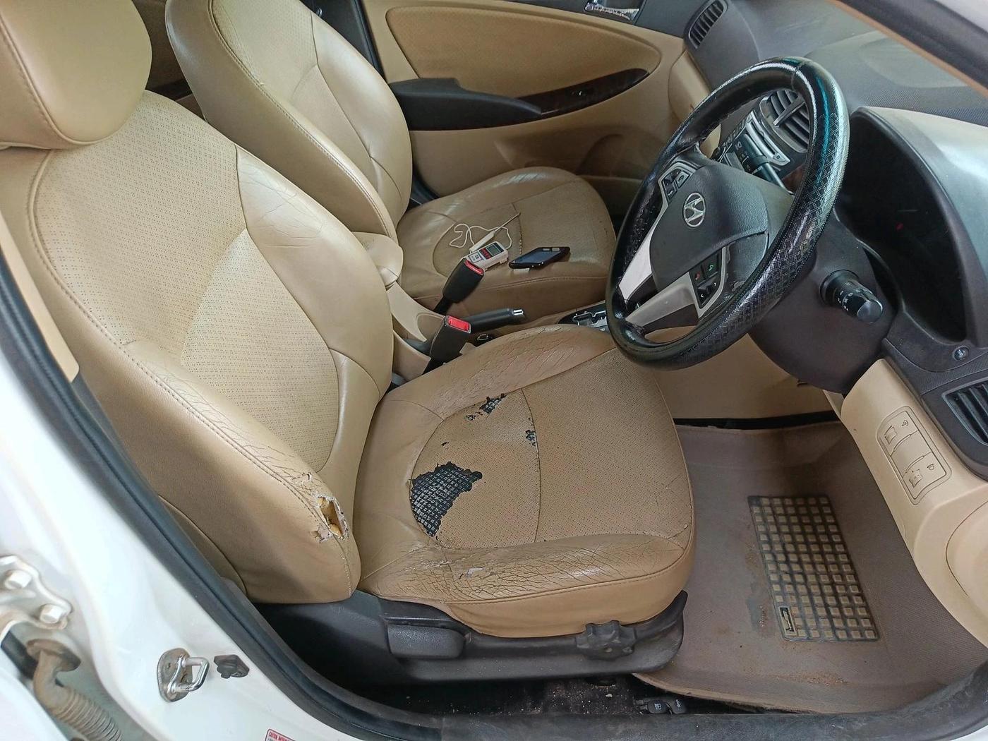 2014 Hyundai Verna FLUIDIC 1.6 CRDI SX OPT AT, Diesel, Automatic, 1,30,747 km, interior