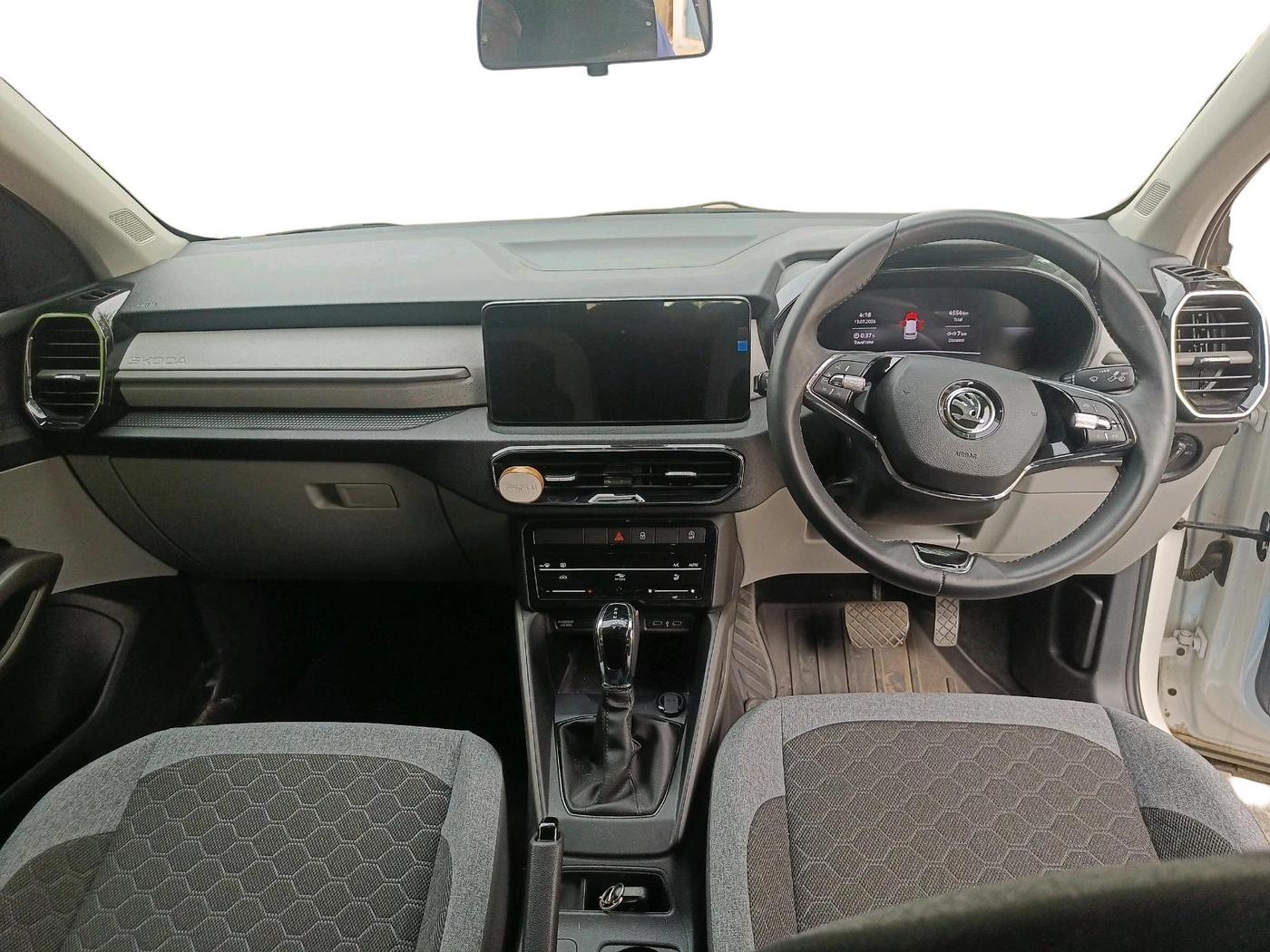 2025 Skoda Kylaq Signature Plus AT, Petrol, Automatic, 4,554 km, interior