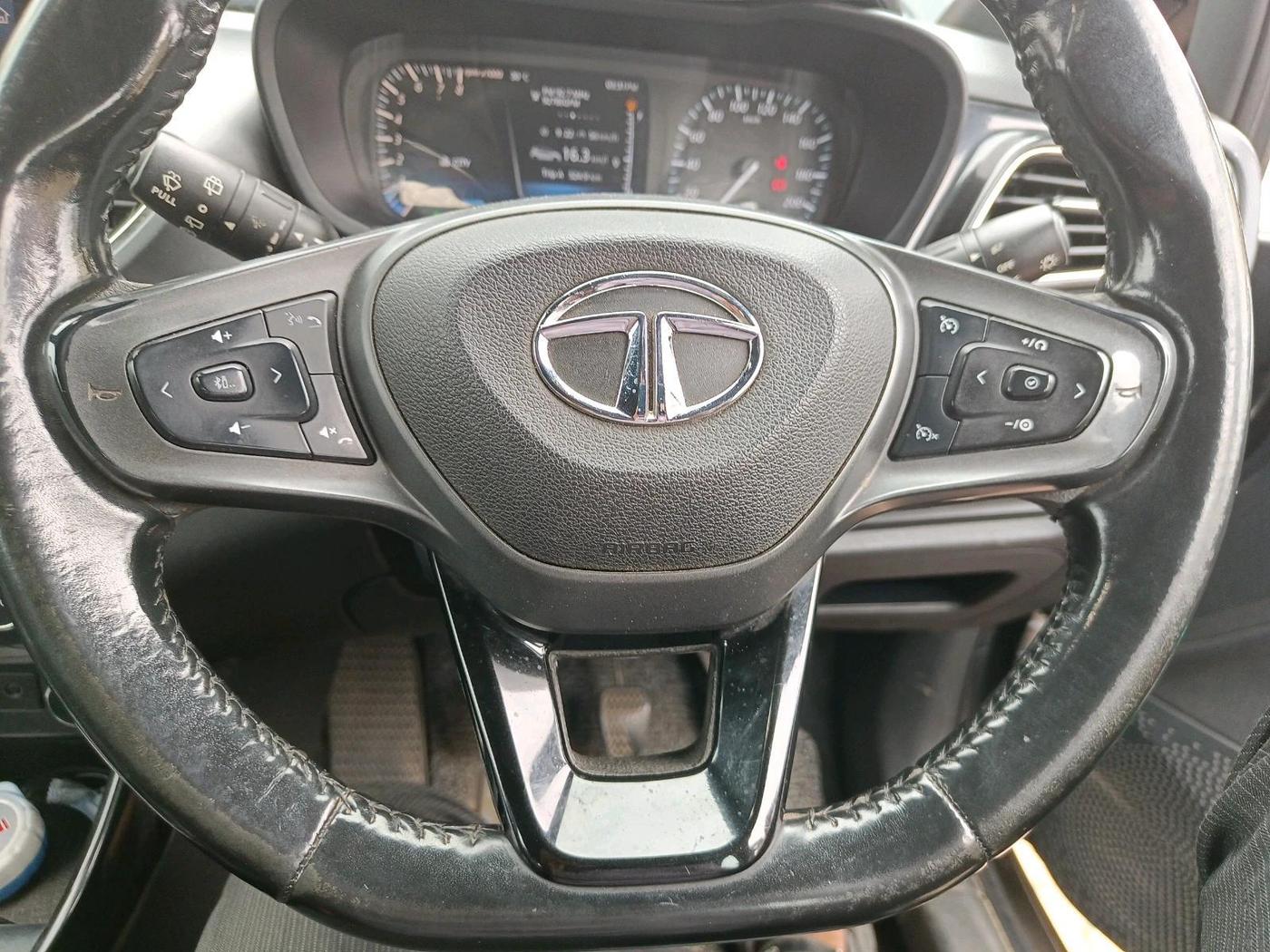 2021 Tata ALTROZ XZ PLUS PETROL DARK EDITION, Petrol, Manual, 1,01,434 km, interior