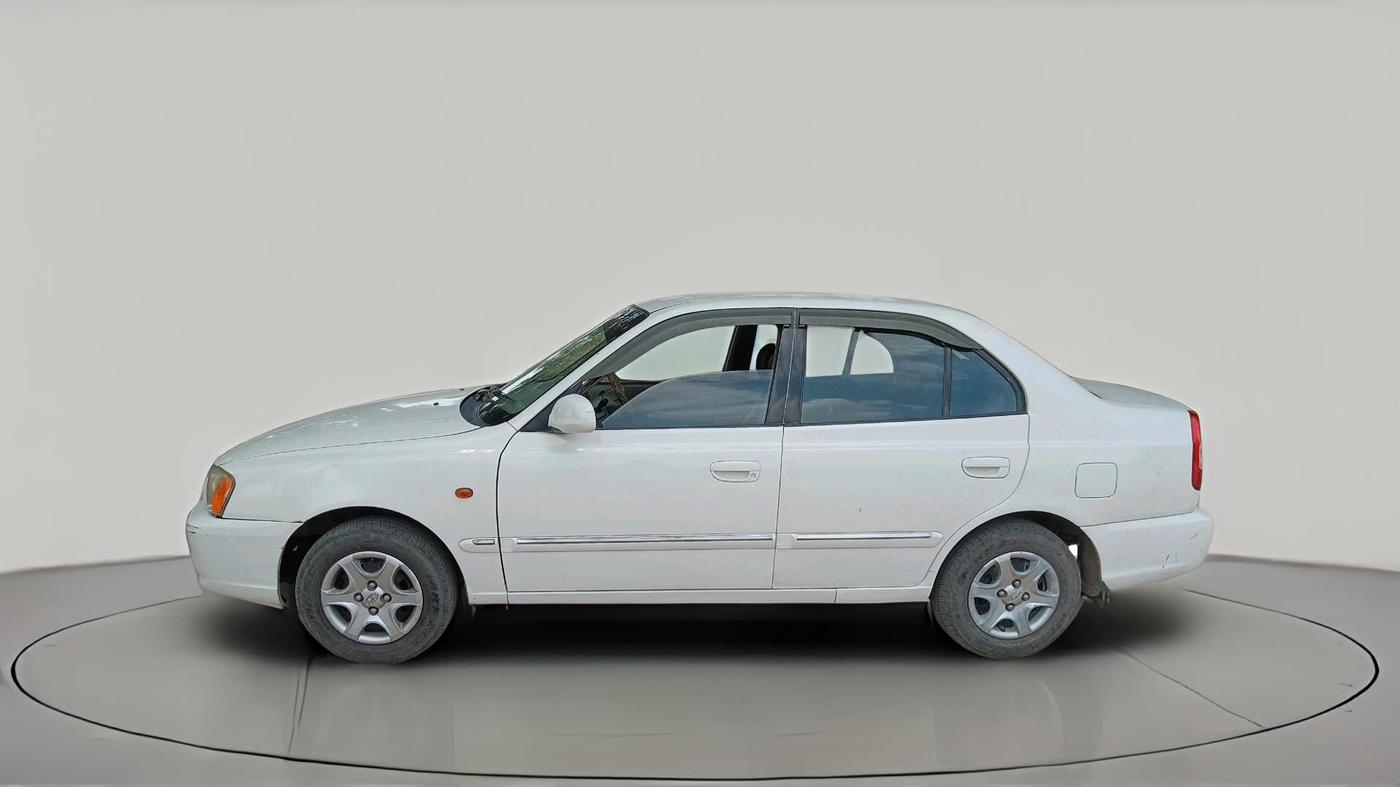 2011 Hyundai Accent GLE, CNG, Manual, 2,51,852 km, exterior