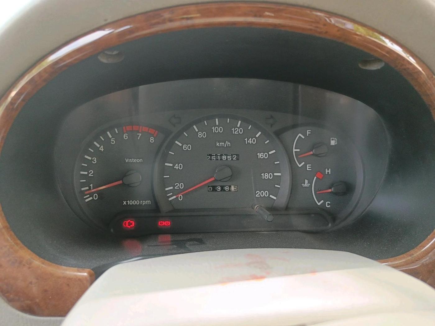 2011 Hyundai Accent GLE, CNG, Manual, 2,51,852 km, interior