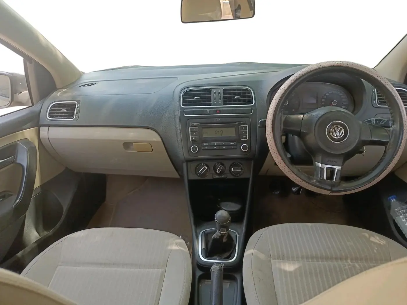 2013 Volkswagen Polo COMFORTLINE 1.2L, Diesel, Manual, 88,520 km, interior