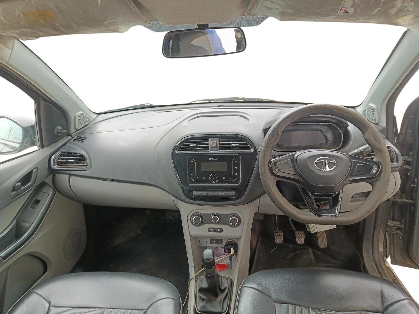 2023 Tata Tiago XM CNG, CNG, Manual, 1,12,429 km, interior