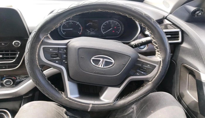 2022 Tata Harrier XT 2.0L KRYOTEC, Diesel, Manual, 28,365 km, interior