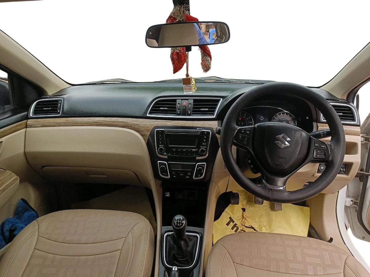2019 Maruti Ciaz DELTA 1.5 SHVS MT PETROL, CNG, Manual, 99,275 km, interior
