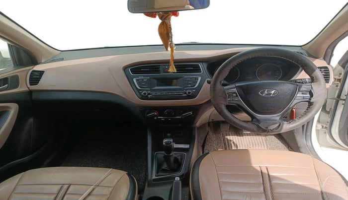 2019 Hyundai Elite i20 MAGNA PLUS 1.2, CNG, Manual, 1,17,179 km, interior