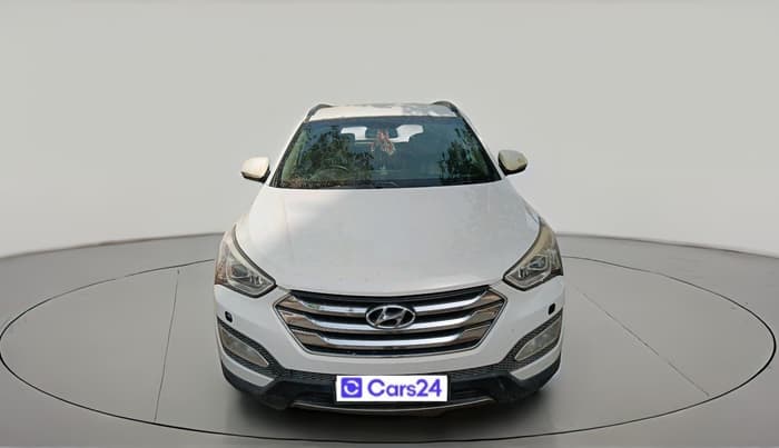 2014 Hyundai Santa Fe 4 WD AT, Diesel, Automatic, 2,92,905 km, exterior