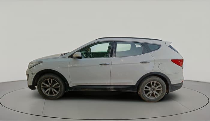 2014 Hyundai Santa Fe 4 WD AT, Diesel, Automatic, 2,92,905 km, exterior