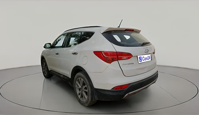 2014 Hyundai Santa Fe 4 WD AT, Diesel, Automatic, 2,92,905 km, exterior